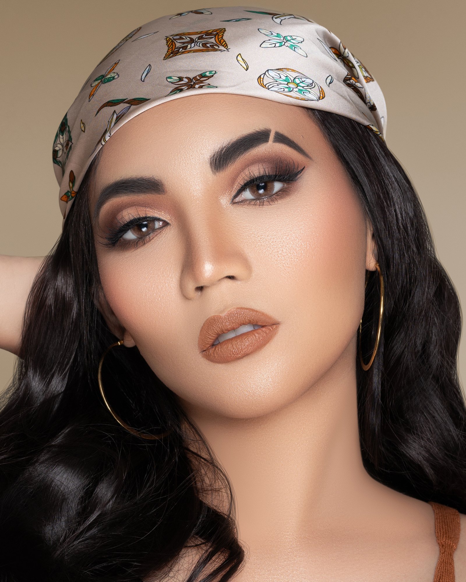 qatar makeup artist glam